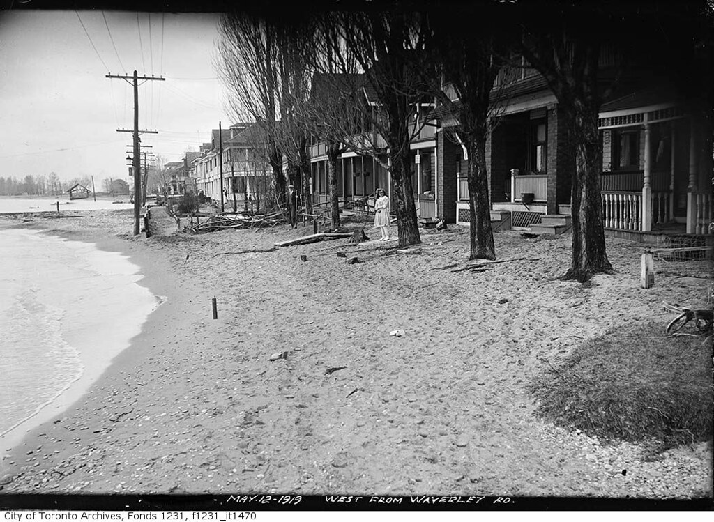 An image of The Beaches waterfront back in 1919